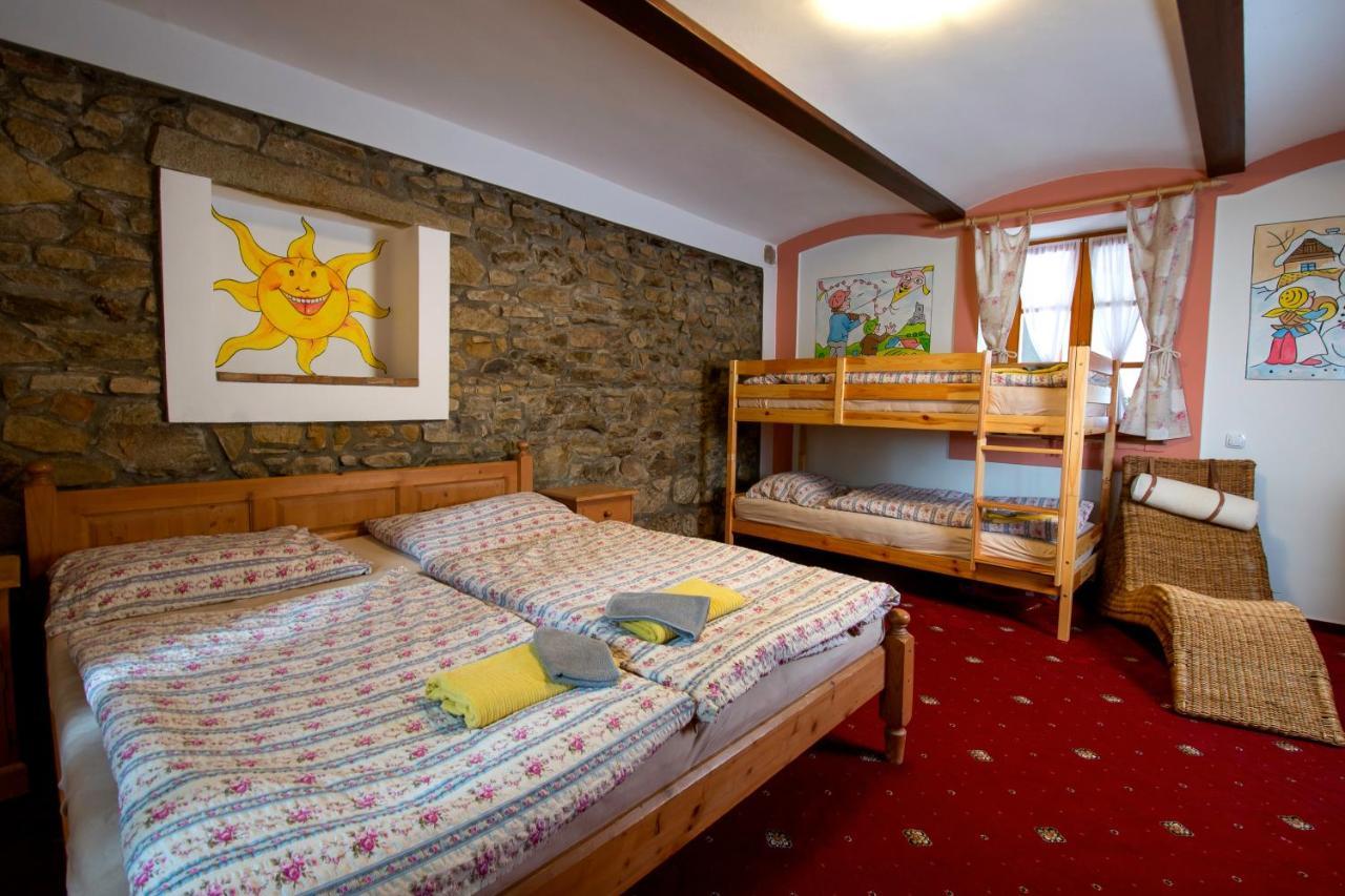 Hotel Andelsky Dvur Svetce Zewnętrze zdjęcie